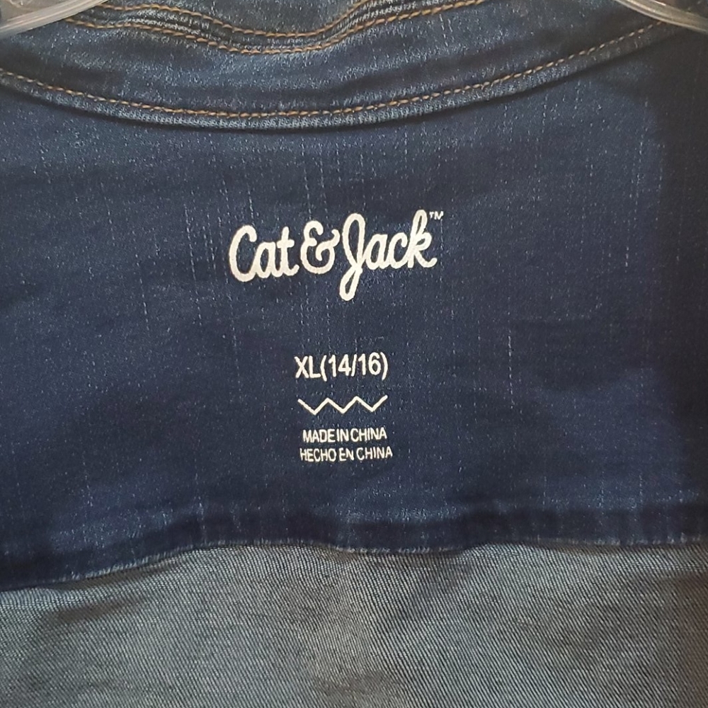 Denim jacket - Picture 2 of 4
